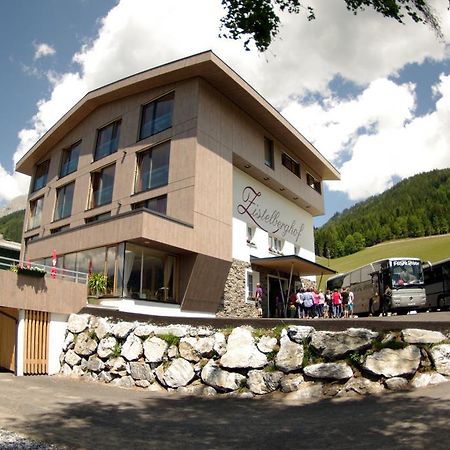 Zistelberghof Hotel เวอร์เฟนแวง ภายนอก รูปภาพ